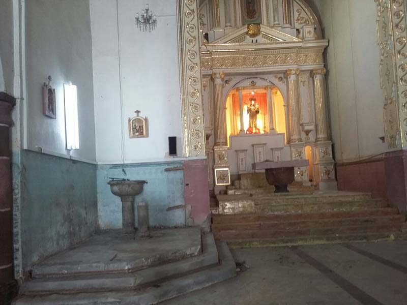 Parroquia de San Antonio Abad resultó afectada por el sismo