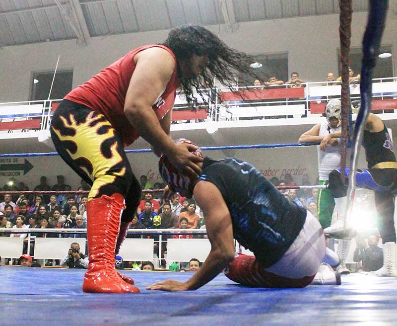 Se van de gira a China luchadores mexiquenses en busca de campeonatos