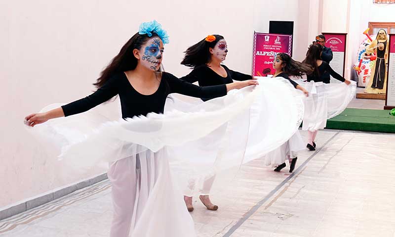 Celebran Festín de los Muertos en Museo del Alfeñique de Toluca