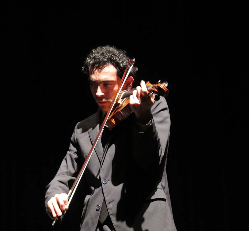 La OSEM acompañará al violinista italiano Matteo Cossu
