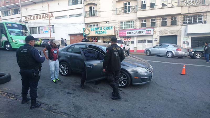 Operativo rastrillo en Tlalnepantla termina con 123 detenidos