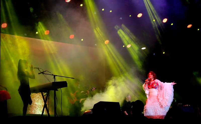 Vibró la noche en Valle de Bravo con la voz de Guadalupe Pineda