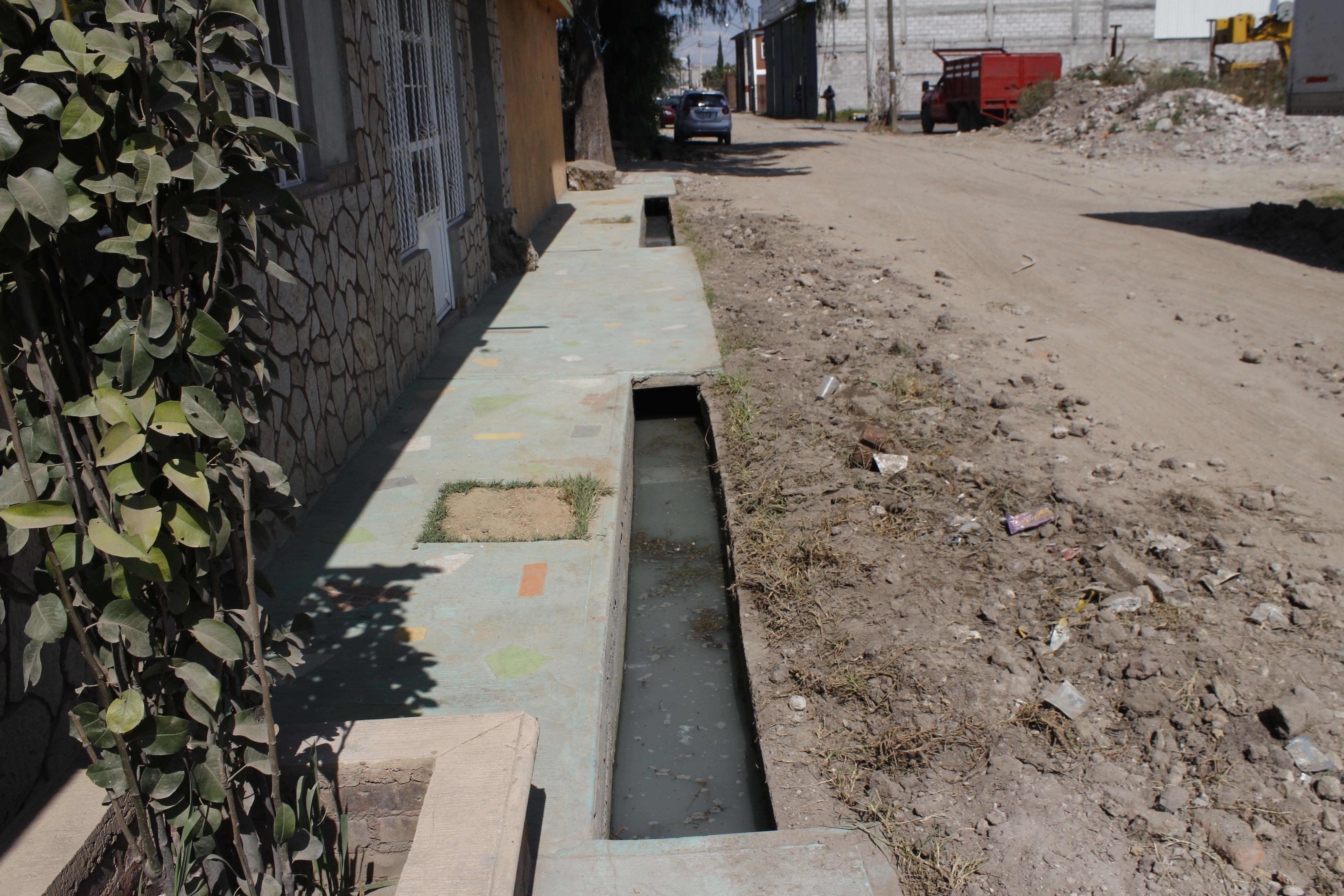 Gobierno de Texcoco deja sin drenaje a 600 familias por diferencias políticas