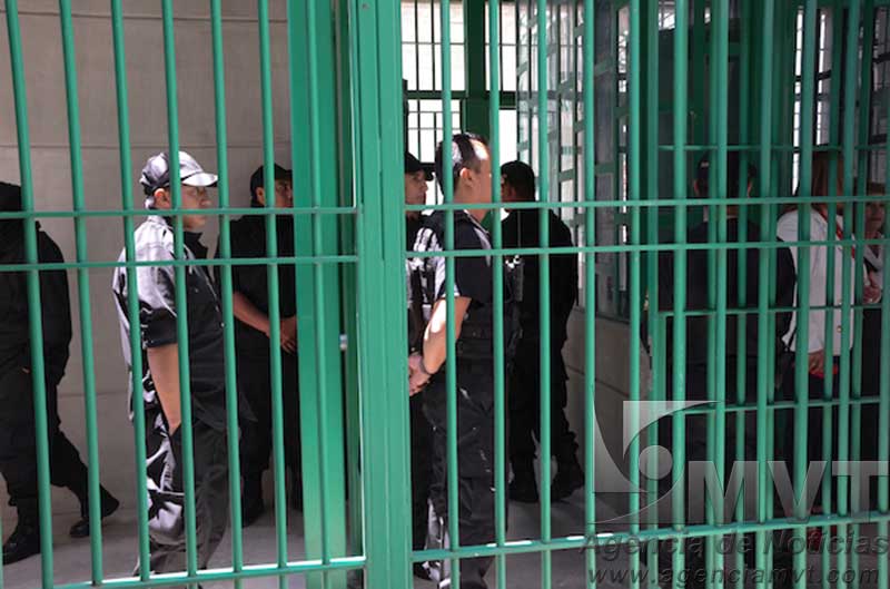 Revisan cárceles en Valle de Bravo, Sultepec y Temascaltepec; decomisan drogas y celulares