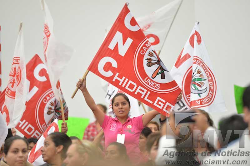 Mujeres cenecistas de todo el país cierran filas en Toluca de cara al 2018