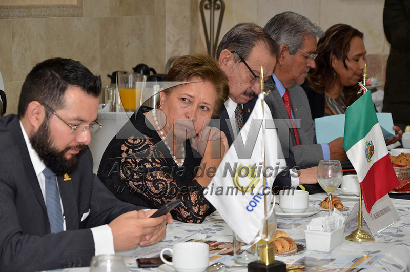 Empresarios e inversionistas deben prepararse con lo que viene del Tratado de Libre Comercio: Lourdes Ortega