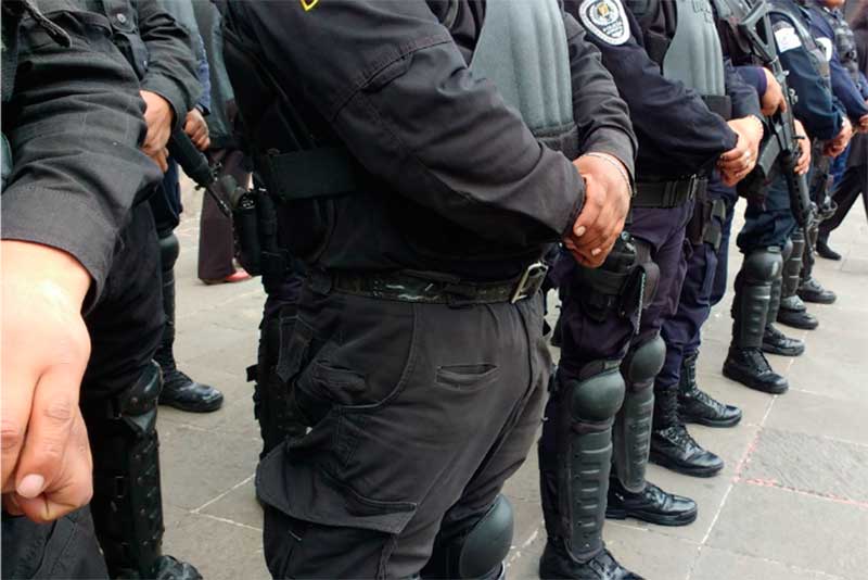 Denuncian por represión y presunta extorsión a policías de Tultitlán