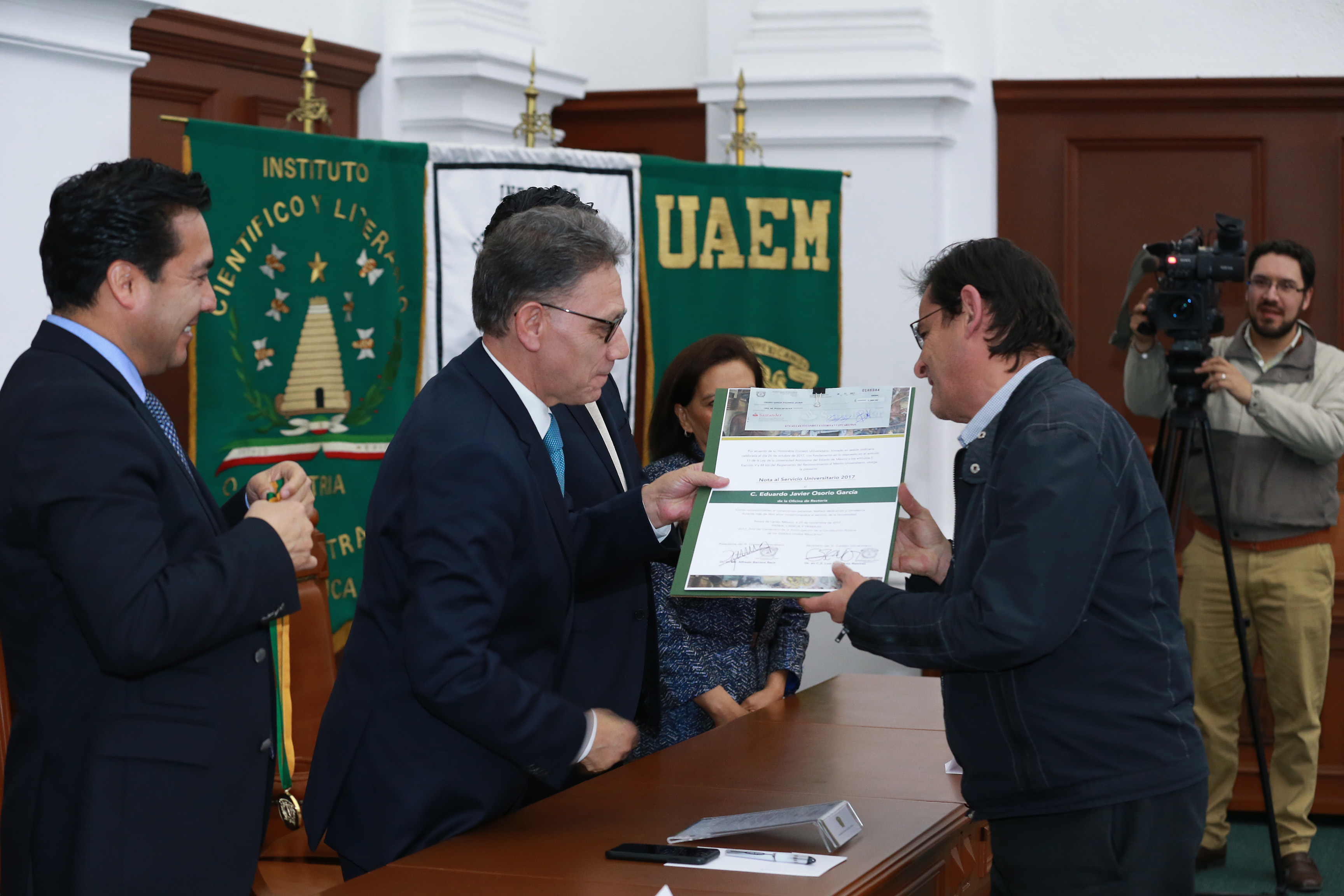 Compromete Alfredo Barrera manejo escrupuloso y eficiente de recursos asignados para 2018