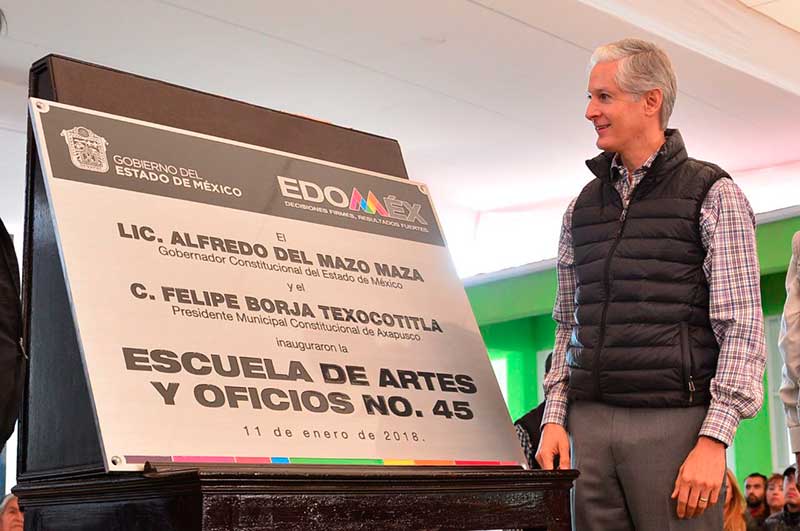 Capacitarán madres solteras para que logren mejores empleos, anuncia Del Mazo