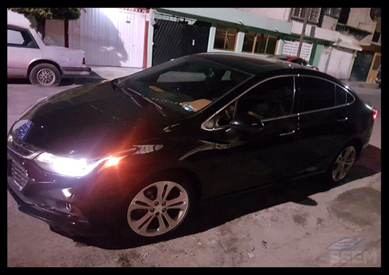 Detiene SSEM a 9 integrantes de probable organización dedicada al robo de vehículos en Ecatepec