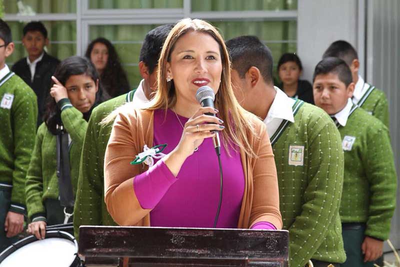 Beneficia diputada Olga Esquivel a más de 3 mil niños de Zinacantepec