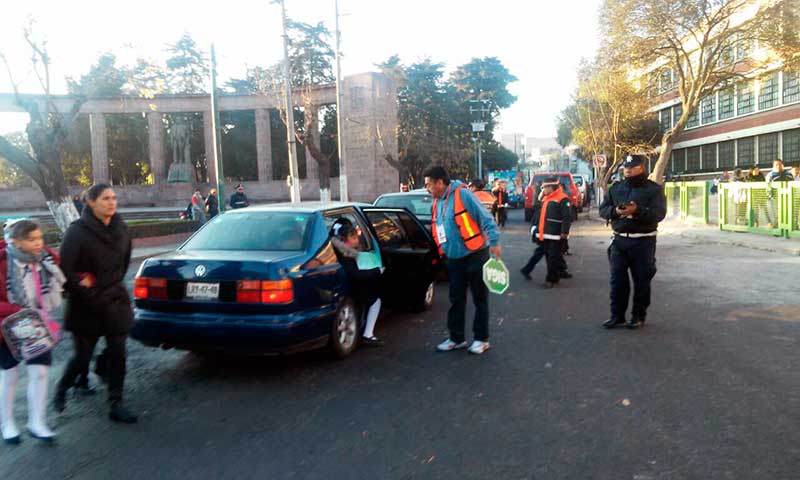 Reactivan operativo Carrusel en torno a escuelas de Toluca
