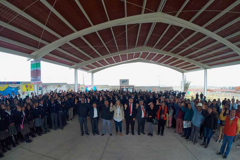 Protegen a alumnos de 17 escuelas con arco-techos gestionados por la diputada Olga Esquivel