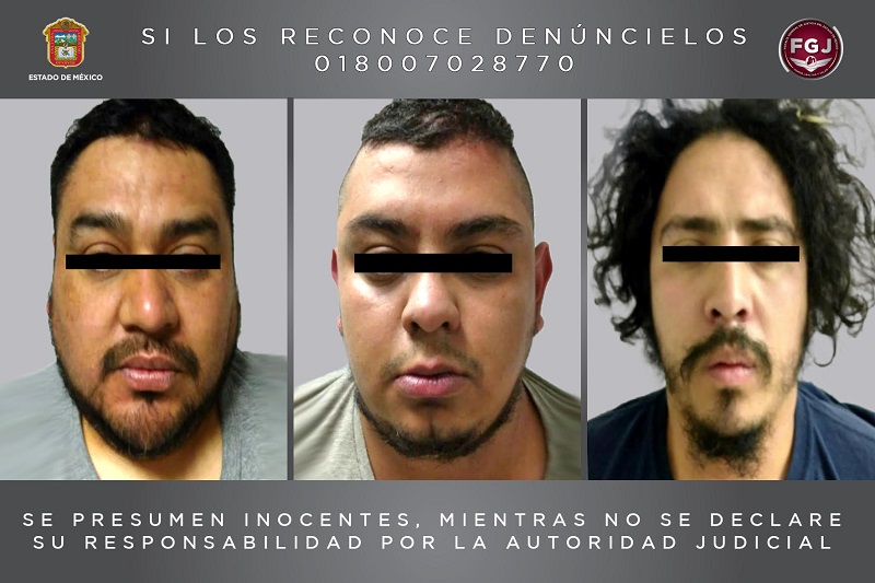 Detienen a tres sujetos por extorsión en Toluca