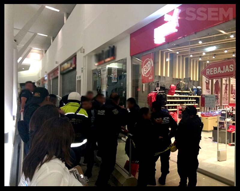 Frusta asalto SSEM en centro comercial de Nezahualcóyotl