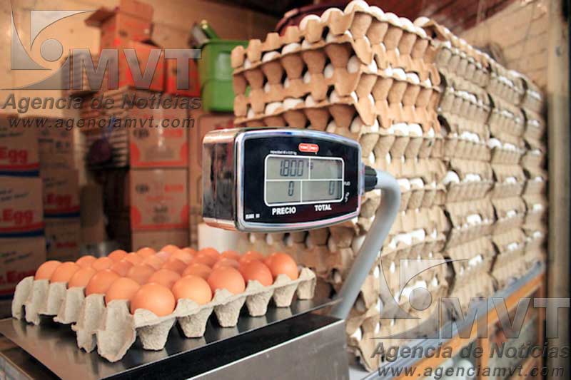Hasta en 40 pesos venden el kilo de huevo de gallina