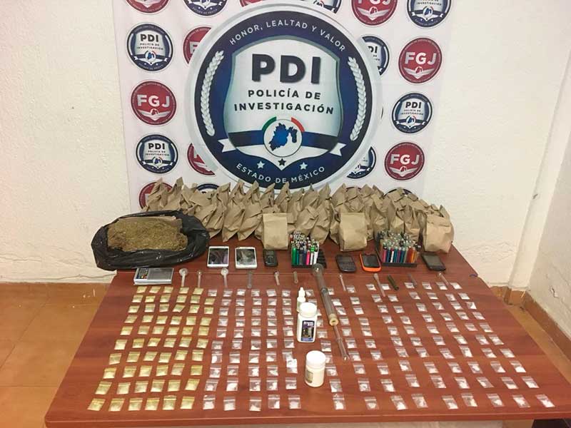 Atrapan sujetos con 200 dosis de cocaína y un kilo de marihuana en Zumpahuacán