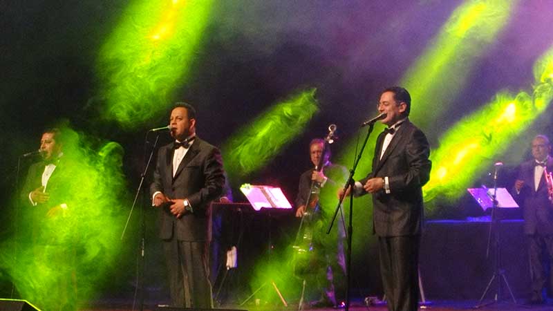 Con éxito se presentaron en Toluca Los Ángeles Negros y La Internacional Sonora Santanera