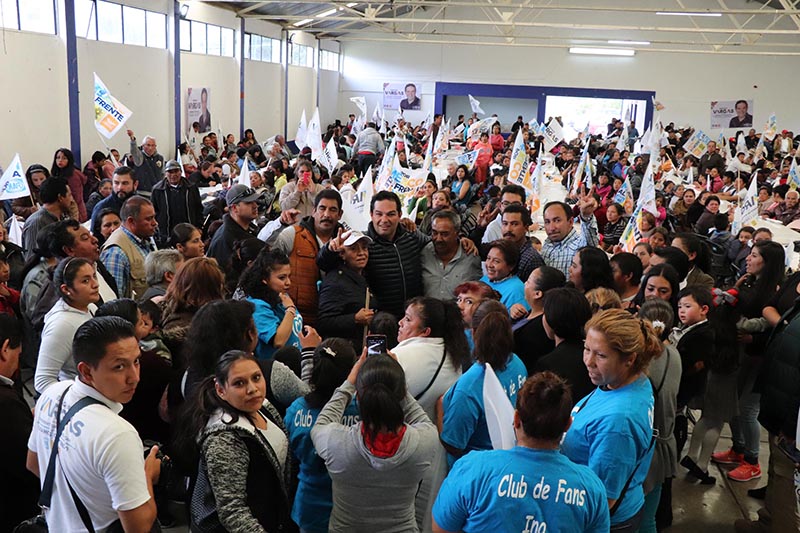 Se suman más de mil priistas a campaña de Enrique Vargas