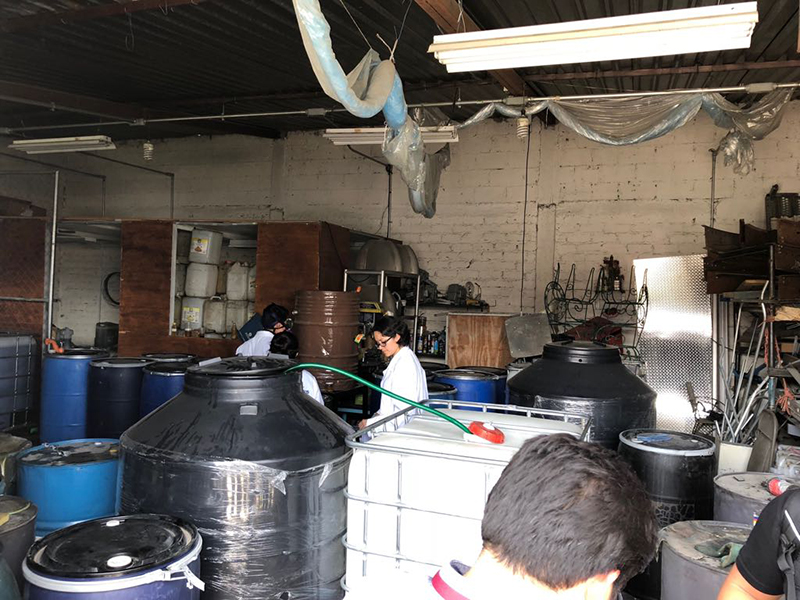 Encuentran hidrocarburo ilegal tras cateo en Metepec