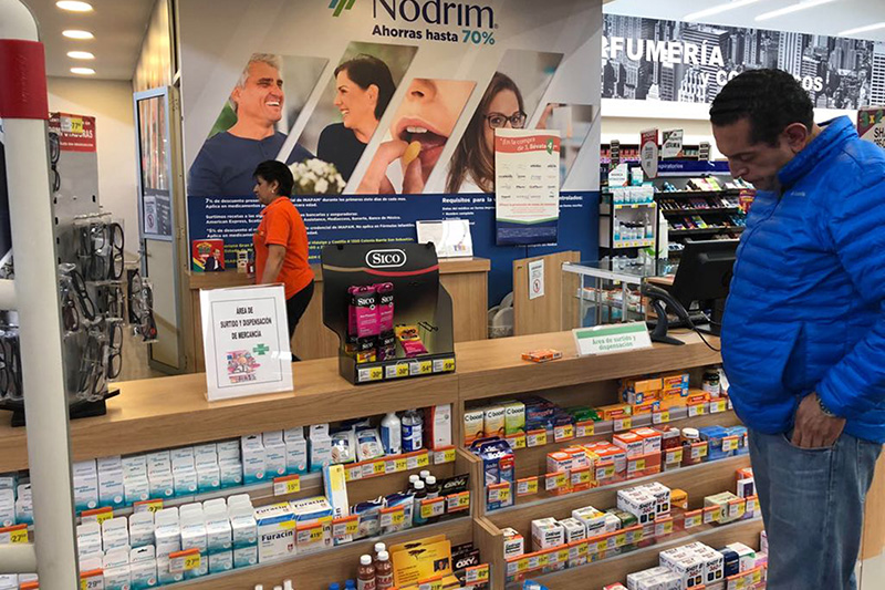 Emite Coprisem 472 recomendaciones sanitarias a personal de farmacias