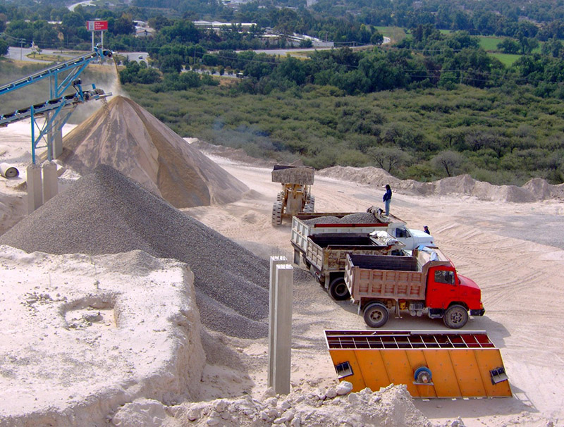 Invertirá fondo minero en 14 obras públicas en Edoméx