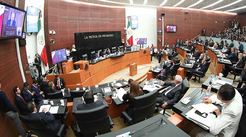 Solicitan cuentas a la SRE sobre recursos para defender a migrantes en EU