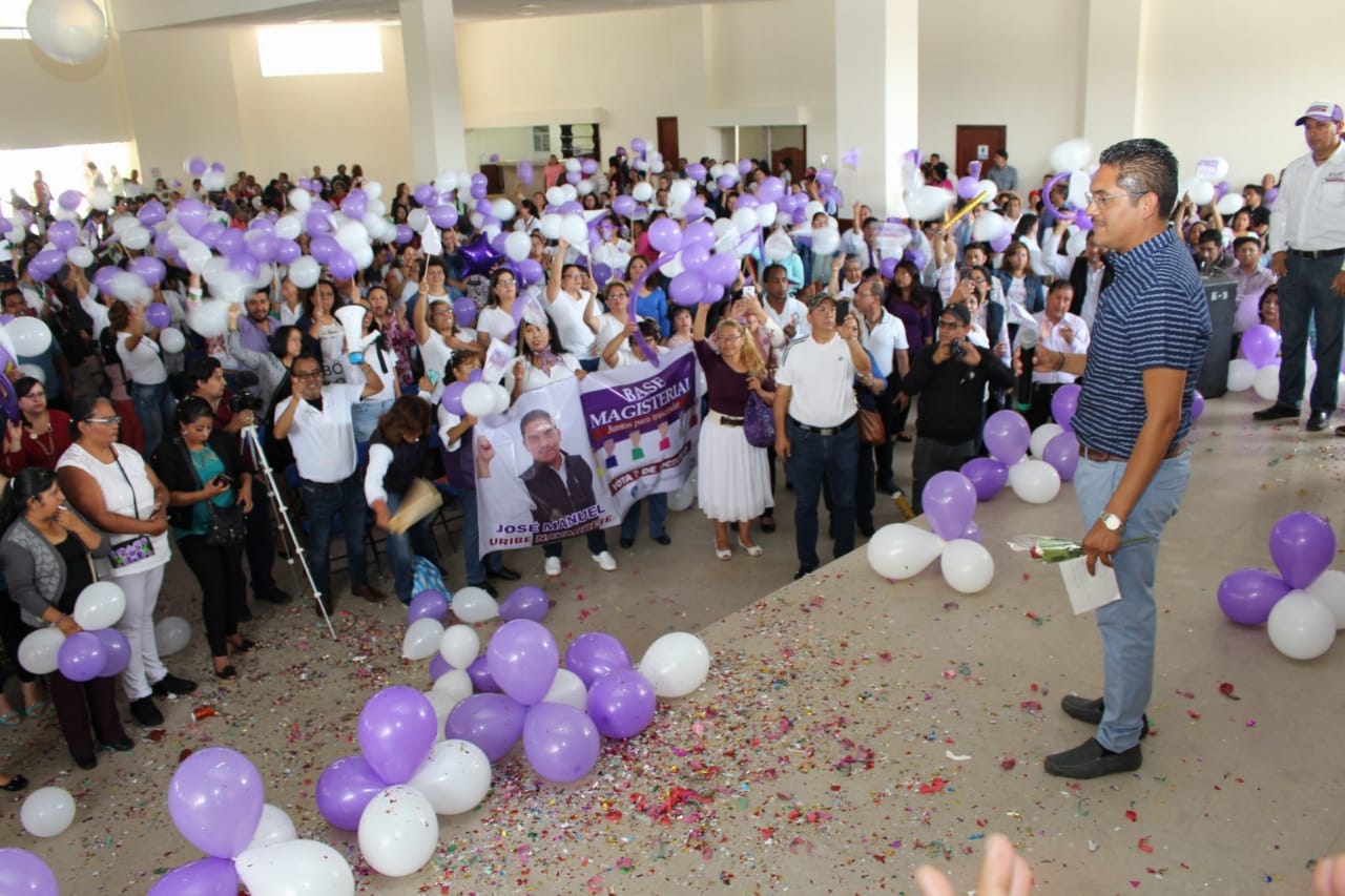 Recibieron maestros en sus casas a Manuel Uribe, candidato a la Secretaría General de SMSEM