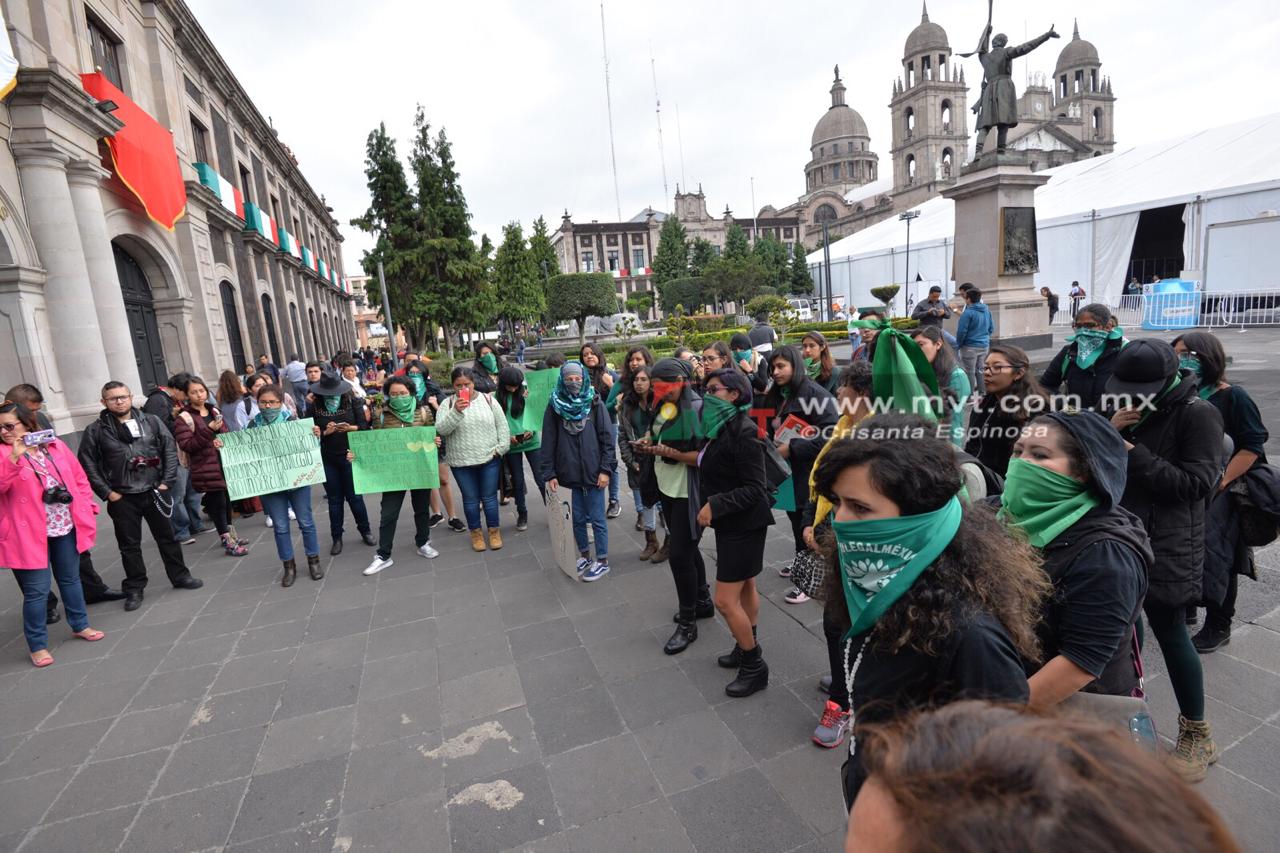 Abogan por despenalización del aborto