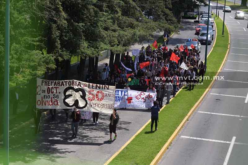 Tiene poca convocatoria marcha del 2 de octubre en Toluca