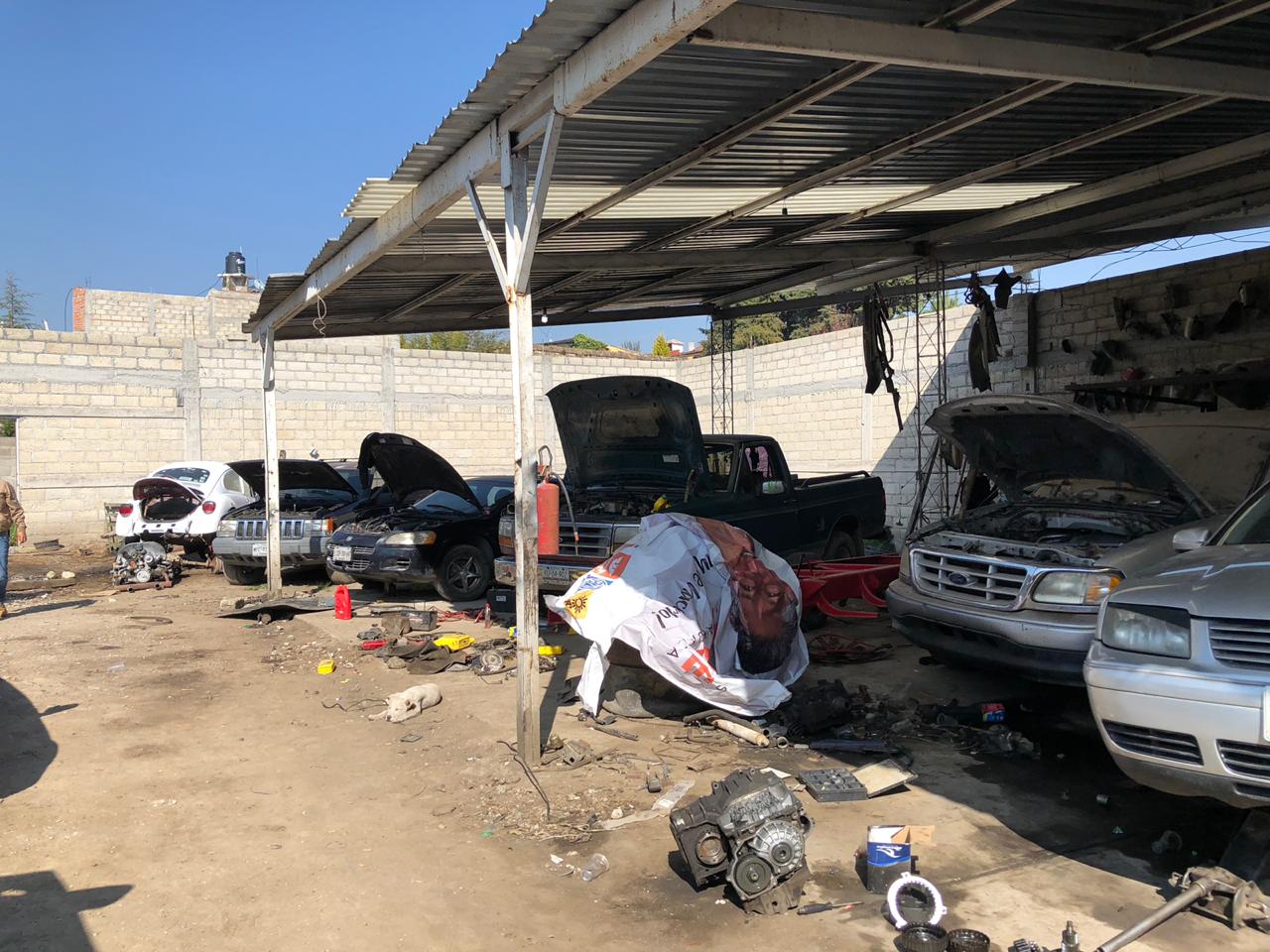 Detienen a presuntos ladrones de autopartes en Zinacantepec