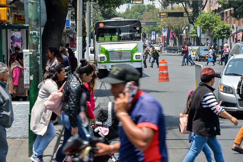 Transportistas aceptan que algunos estudiantes solo paguen 10 pesos por pasaje
