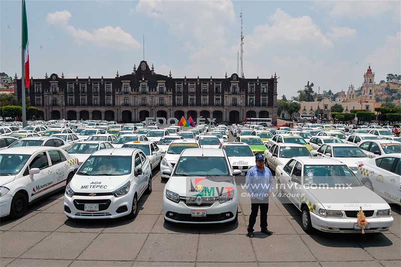 Taxistas buscarán un amparo contra operativos por la verificación vehicular en Toluca
