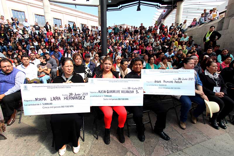 Apuntala Toluca con más de 2.3 MDP al sector microempresarial