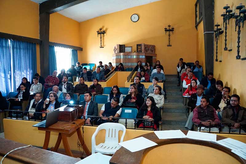 Servidores públicos de Almoloya de Juárez se capacitan en Mejora Regulatoria