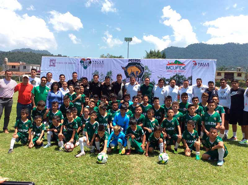 Potros UAEM inaugura escuela de fútbol en Valle de Bravo