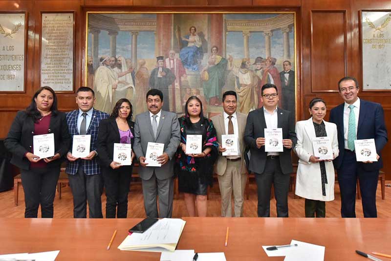 Presentan la revista del Poder Legislativo Diálogo Público EdoMéx