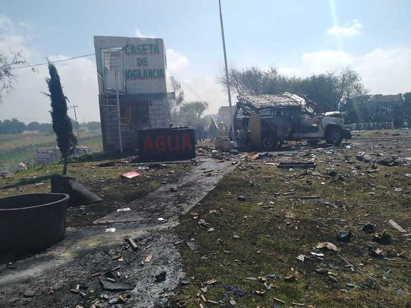 Dos muertos y seis lesionados por explosión de pirotecnia en Zumpango
