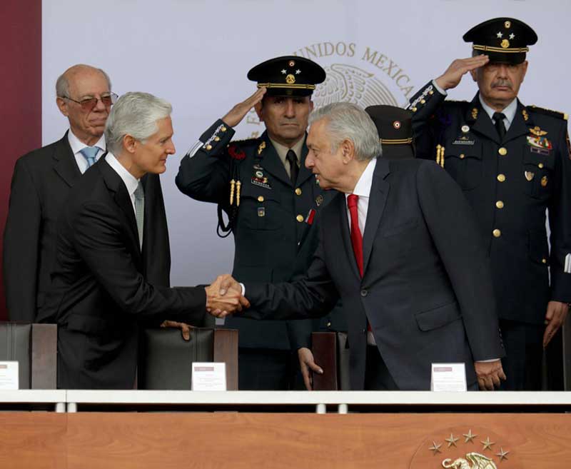 Da inicio la construcción del aeropuerto en Santa Lucía, asiste el presidente de México y Gobernador del Estado