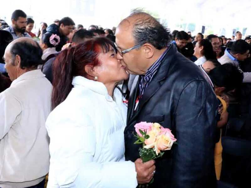 Se casaron 194 parejas en Toluca