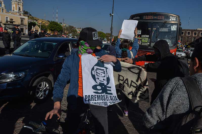 Protestan en Toluca contra el aumento al pasaje