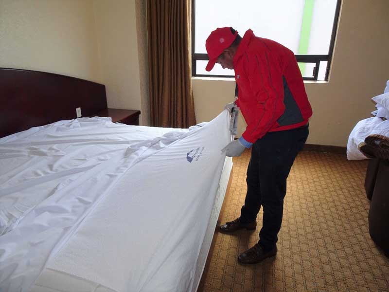 Verifica Secretaría de Salud servicios de hotelería en la entidad