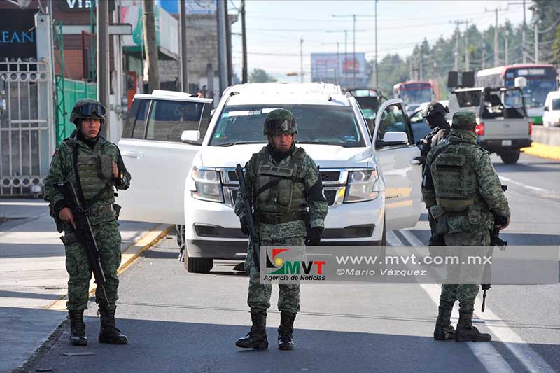 Marina y Agentes Federales realizan operativos en Metepec