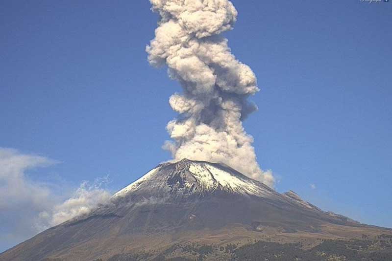 Emite Popocatépetl 177 exhalaciones  en las últimas 24 horas