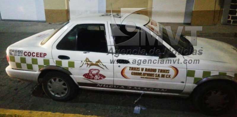 Disparan contra taxi en Calimaya; dos mujeres viajaban a bordo