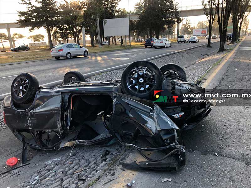Volcadura en la vía a Palmillas deja una persona muerta