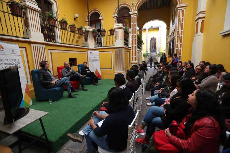 Continúa el camino rumbo Wordfest 3.0 con presentaciones de periodistas culturales