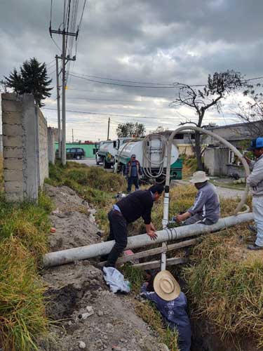 Repara Agua y Saneamiento de Toluca fuga en San Pedro Totoltepec