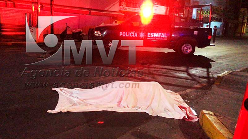 Muere motociclista atropellado en Toluca