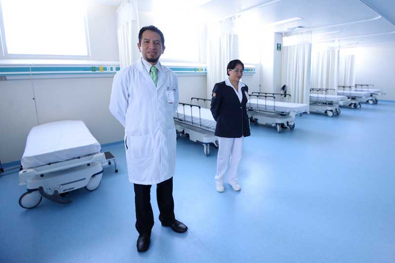 Se abre convocatoria para contratar médicos y enfermeras en el Edoméx